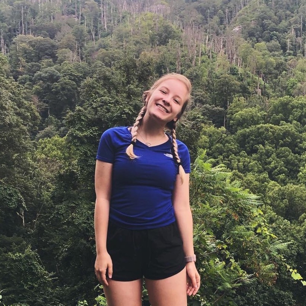 Meet your Posher, Annette